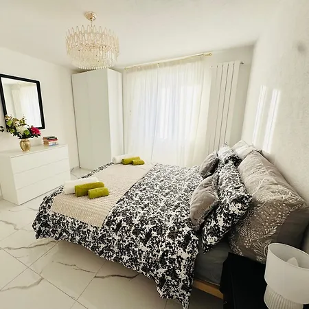 Villa Amore Apart-hotel 3*